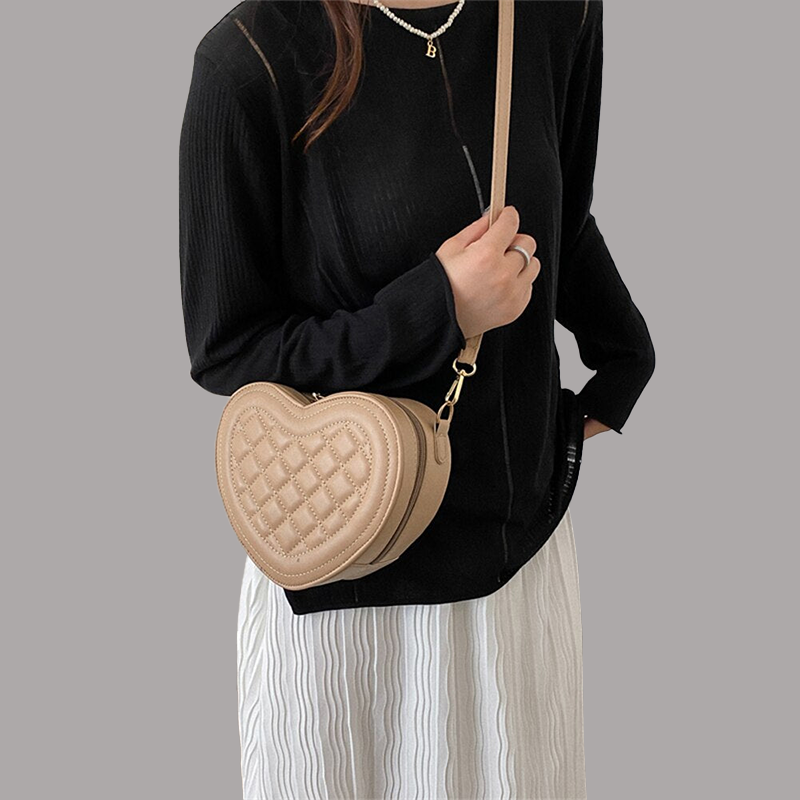 Sac à Main Coeur Matelassé Beige